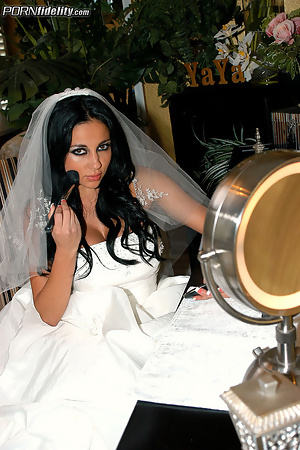 Audrey Bitoni is Cheating Whore on Her Wedding Day