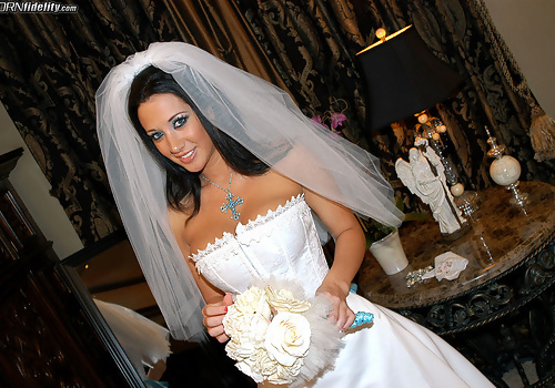 Jayden Jaymes Gets Fucked By the Priest at Her Wedding