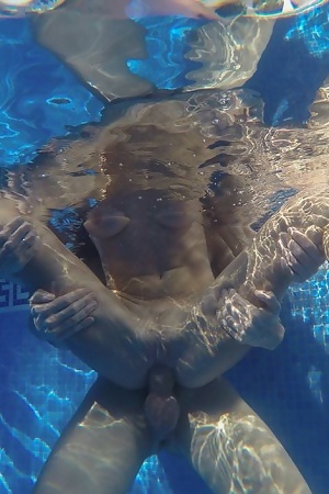 Martina Gold has Crack Licked and Nailed at Pool