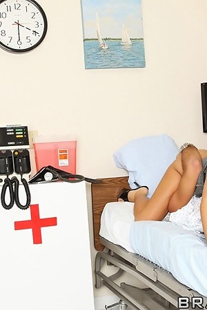 Doctor Jenna Presley Fucks A Patient and His Girl